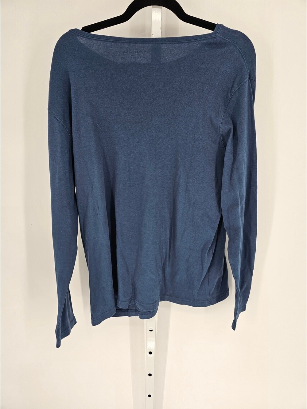 St. John's Bay Women's Blue Boat-Neck Long Sleeve T-Shirt Size 1X
